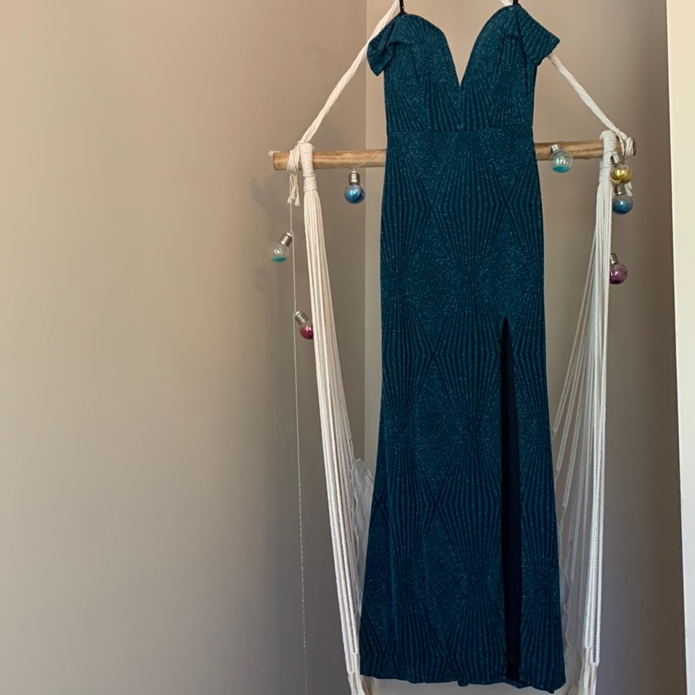 City Triangles- Size 4 Hunter Green/ Silver Sparkle